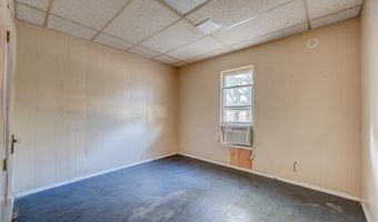 909 W Minnesota Ave, Chickasha, OK 73018