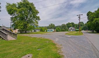 101 Davis, Alderson, WV 24910