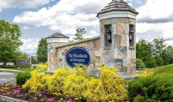 5 Brentwood Cir, Danbury, CT 06810