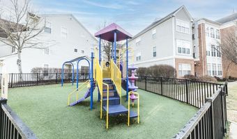 7706 HAYNES POINT Way N, Alexandria, VA 22315