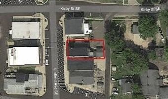 6064 Linfield Ave SE, Alto, MI 49302