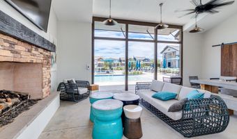 695 W BROWNING Pl, Chandler, AZ 85286