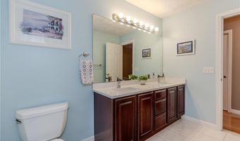 11 Raven Cir, Cranston, RI 02921