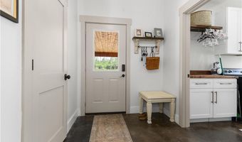 1100 Foxtrap Rd, Axis, AL 36505