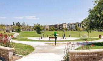 162 Sawbuck St, Camarillo, CA 93010