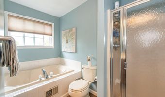 91 Nutmeg Rd, Aberdeen, NJ 07747