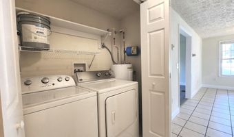 210 W HIGH St, Felton, DE 19943