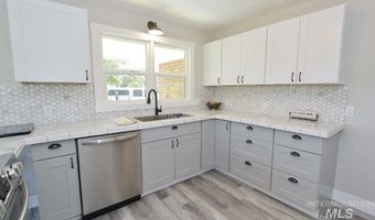 520 E Logan, Caldwell, ID 83605