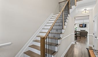 63 Great Hill Dr 63, Bethel, CT 06801