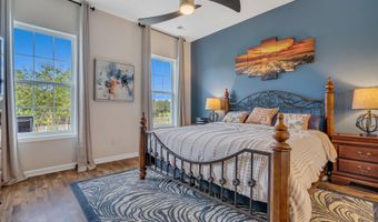 15 Woodchuck Dr, Barnegat, NJ 08005