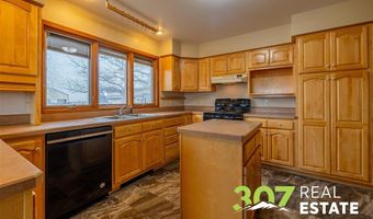 231 Carter View Dr, Cody, WY 82414