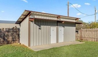 305 Sycamore, Archer City, TX 76351