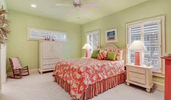 203 E Terminal Blvd, Atlantic Beach, NC 28512