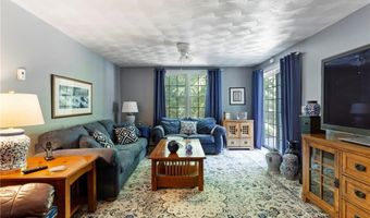 55 Little Pond County Rd, Cumberland, RI 02864