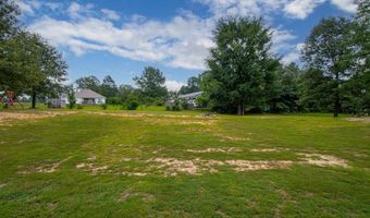 2040 Creekwood Cir, Bauxite, AR 72011