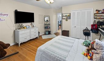 3838 Omega St, Alton, IL 62002