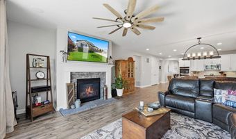 997 Blue Bell Rd, Berthoud, CO 80513