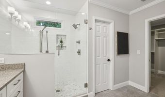 5354 Fox Hill Dr, Peachtree Corners, GA 30092