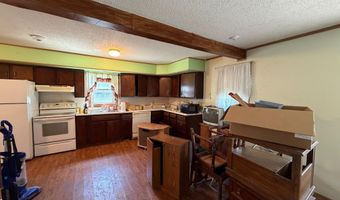 308 E 1st St, Ainsworth, NE 69210