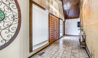 8104 Brownsville Ln, Bethany, OK 73008