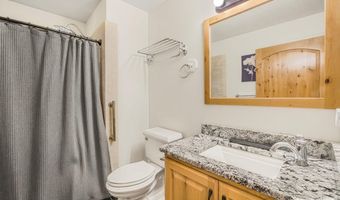 210 W Salmon Ave, Arco, ID 83213