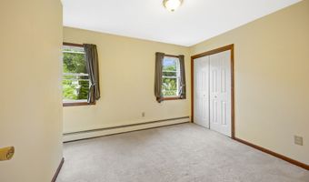 14 Colonial Ct, Cheshire, CT 06410