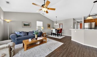 1327 Holgate Dr C, Ballwin, MO 63021