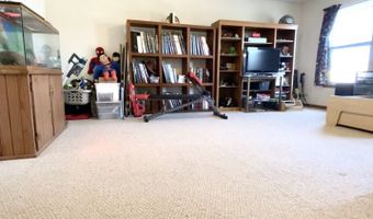 1056 Deertrail Ct, Antioch, IL 60002