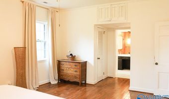 6 Penny Ln, Albertville, AL 35950