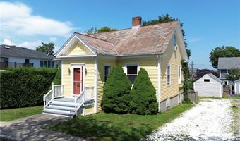 24 Hunter Ave, Newport, RI 02840