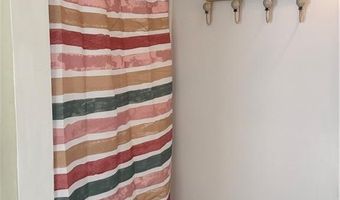 64 Burnside Ave, Narragansett, RI 02882