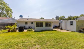 107 6th St, Barnegat, NJ 08005