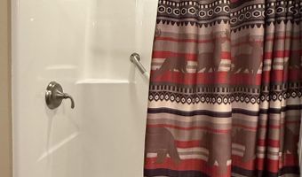 1512 Olive Dr, Aberdeen, SD 57401