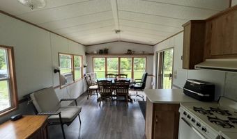 10645 N Main St, Rapid River, MI 49878