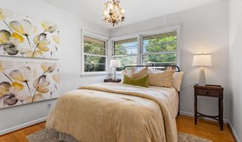 1159 Pauline Blvd, Ann Arbor, MI 48103