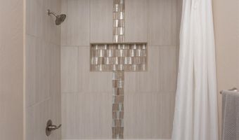 1384 Springfield St, Artesia, NM 88210