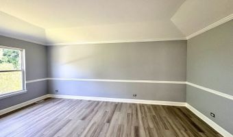 1145 Mackenzie Dr, Antioch, IL 60002