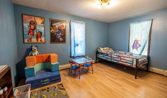 4 Howard Siding Ln, Abbot, ME 04406