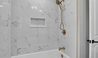 1430 W Jo Ann Ln, Addison, IL 60101