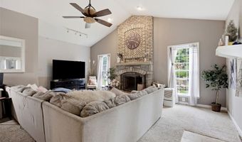 803 Streiff Ln, Ballwin, MO 63011
