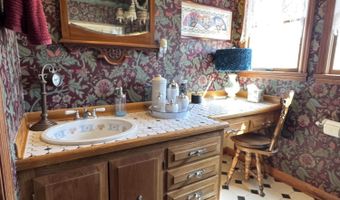 942 N Dade 131, Arcola, MO 65603
