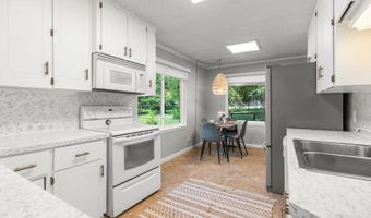 7616 Samples Rd Rd, Benton, AR 72019