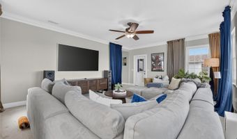 713 ISLEBAY Dr, Apollo Beach, FL 33572