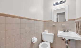 40 W Balsam St, Andrews, SC 29510