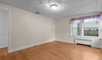 54 Frontier Rd, Warwick, RI 02889