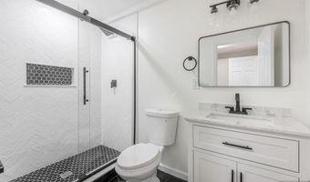 31 Gloria Dr, Allendale, NJ 07401