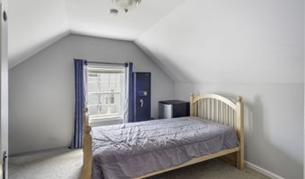 28 Rowe Pl, Bristol, CT 06010