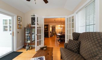 226 Villager Rd, Chester, NH 03036