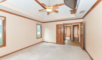6134 Creekbend Blvd, Indianapolis, IN 46217
