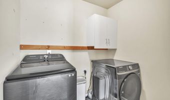 354 Harkins Bluff Dr, Greer, SC 29651